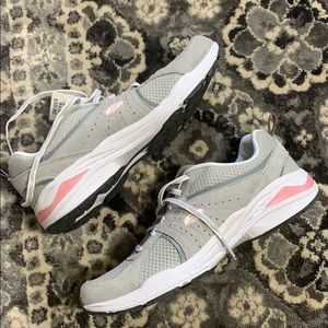 Dr. Scholl’s Gel Cushion NTW Tennis Shoes